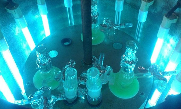 光固化涂料在光照射下發(fā)生的化學反應基本定律。